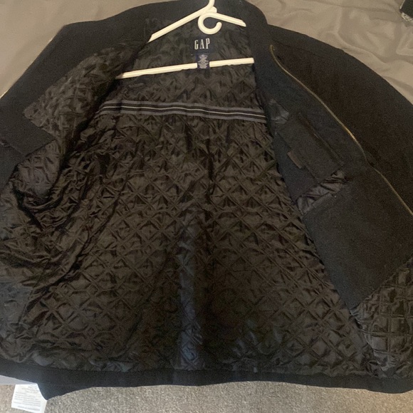 GAP wool coat w/ diamond stitched interior PRICE NEGOTIABLE - Picture 3 of 3